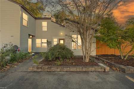 1021 Coastaway Dr Virginia Beach, VA 23451