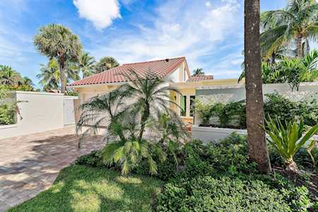 106 Goldfish Lane Jupiter, FL 33477