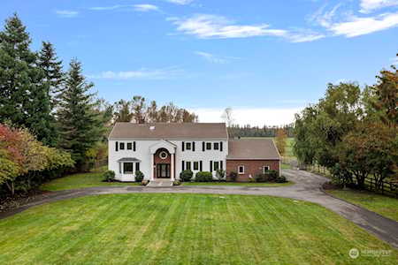 4721 354th Ave SE Fall City, WA 98024