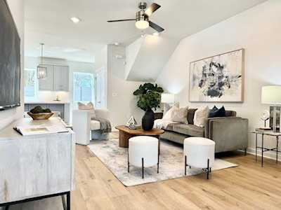 1125 Tillery ST #2A Austin, TX 78702