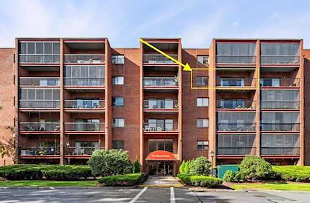 1 Summit Drive #52 Reading, MA 01867