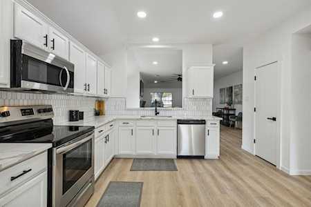 824 Austin Lane McKinney, TX 75071
