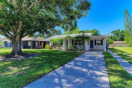 1009 21st Ave W Palmetto, FL 34221