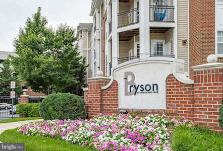 12913 Centre Park Circle #311 Herndon, VA 20171