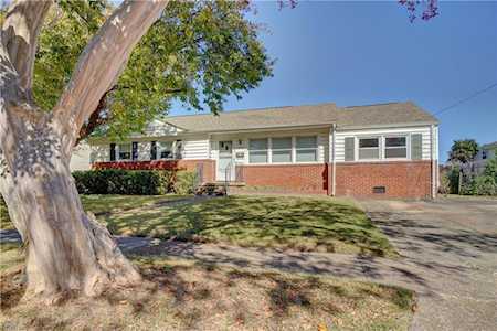 1840 Brookwood Rd Norfolk, VA 23518
