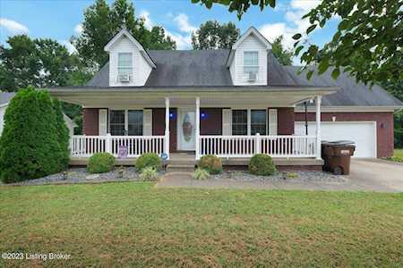 525 John Austin Ln Mt Washington, KY 40047