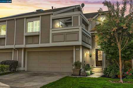 1465 Trimingham Dr Pleasanton, CA 94566