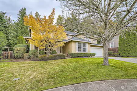 24032 SE 9th Ct Sammamish, WA 98075