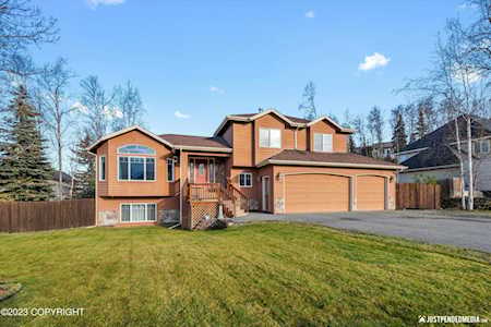 10741 Briggs Cache Circle Eagle River, AK 99577