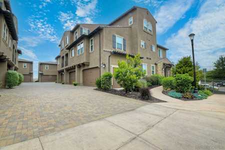 16059 Veridian Cir San Diego, CA 92127