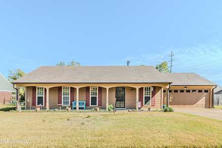 6220 Cambridge Dr Dr Olive Branch, MS 38654