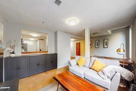 1427 Commonwealth Ave #103 Boston, MA 02135