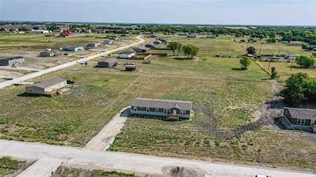 3061 Sitting Bull Lane Ferris, TX 75125