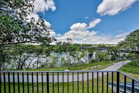 81 Riverwalk Way #2A Manchester, NH 03101