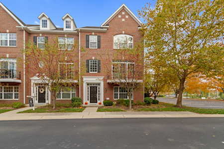 49 Monon Ln Carmel, IN 46032