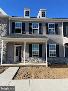 2470 Artesian Way #83 Lancaster, PA 17601