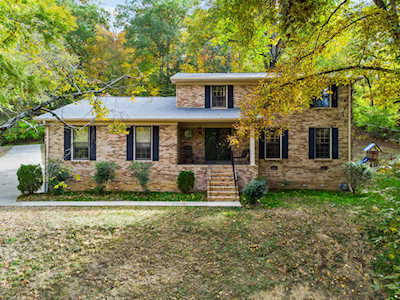 7825 Steeplechase Ln Nashville, TN 37221