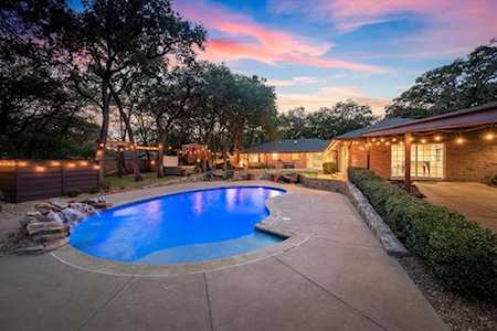 5504 Valley View Drive W Colleyville, TX 76034