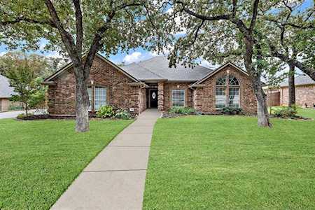 1516 Highland Oaks Drive Keller, TX 76248