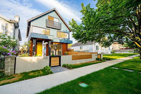4552 Inverness Street Vancouver, BC V5V 4X4