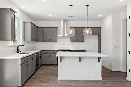 4933 Esma Jane Lane Sacramento, CA 95822