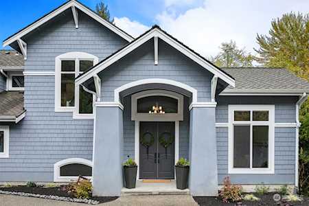 4956 NW Village Park Dr Issaquah, WA 98027