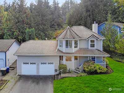 16633 SE 40th Place Bellevue, WA 98008
