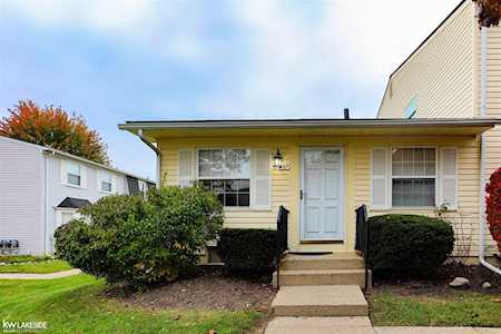 267 Lake Village Walled Lake, MI 48390