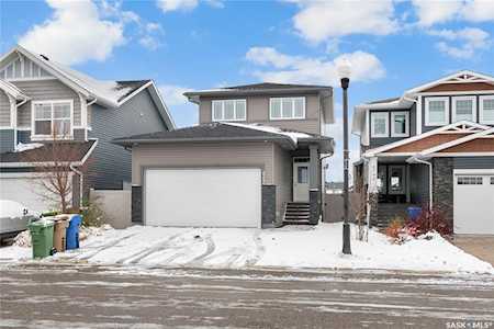 5752 Pearsall Crescent Regina, SK S4W 0K1