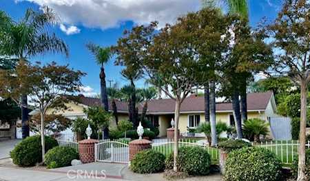 23519 Daisetta Dr Newhall, CA 91321