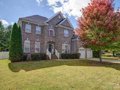508 Evening Mist Dr Fort Mill, SC 29708