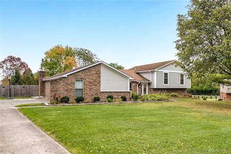 2742 Rhett Drive Beavercreek, OH 45434