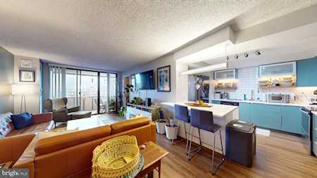 250 S Reynolds St #907 Alexandria, VA 22304