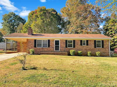 4909 Maplecrest Dr Gastonia, NC 28056