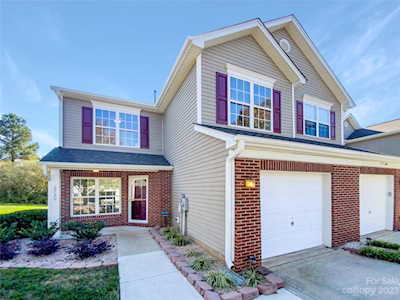 2720 Mill Valley Ct Matthews, NC 28105
