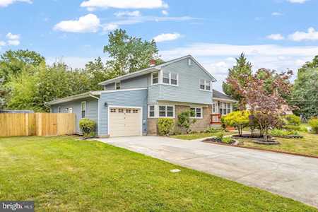 15 Brookmead Dr Cherry Hill, NJ 08034