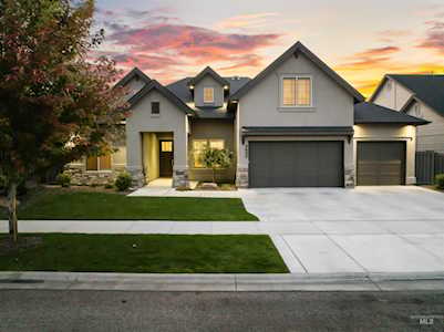 5695 S Stockport Ave Meridian, ID 83642