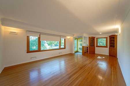 40 Newton Avenue S Minneapolis, MN 55405
