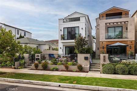 623 13th Street Huntington Beach, CA 92648
