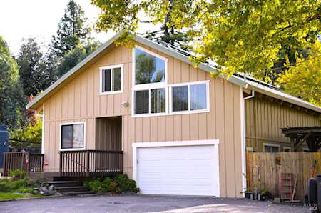 652 Red Tail Road Healdsburg, CA 95448