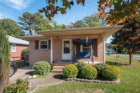1328 Oleander Ave Chesapeake, VA 23325