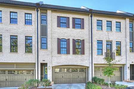 2828 Hillside Springs Dr Charlotte, NC 28209
