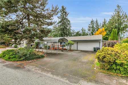 2606 179th Ave E Lake Tapps, WA 98391