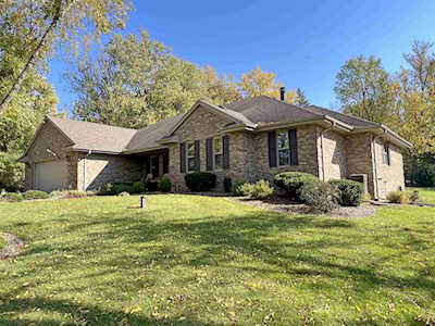 2114 N Tradition Ln Janesville, WI 53545