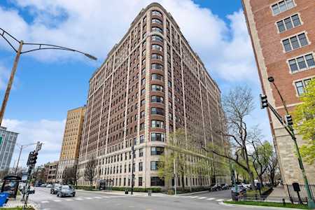 3750 N Lake Shore Dr #4F Chicago, IL 60613