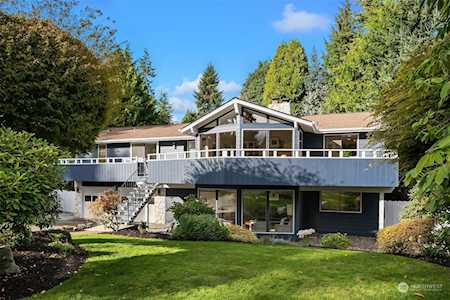 8715 185th Place SW Edmonds, WA 98026