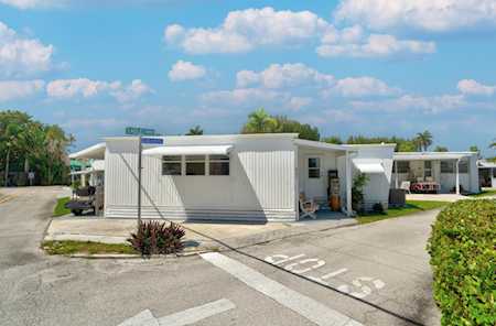201 Eagle Drive #D Briny Breezes, FL 33435