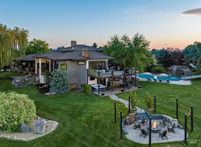 4545 S Rock Ranch Ln Meridian, ID 83642
