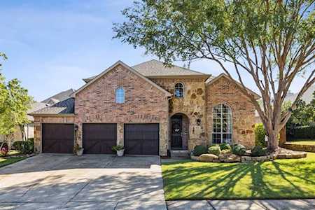 8231 Victoria Lane Lantana, TX 76226