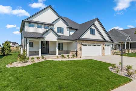 9456 Corydalis Ave St. John, IN 46373